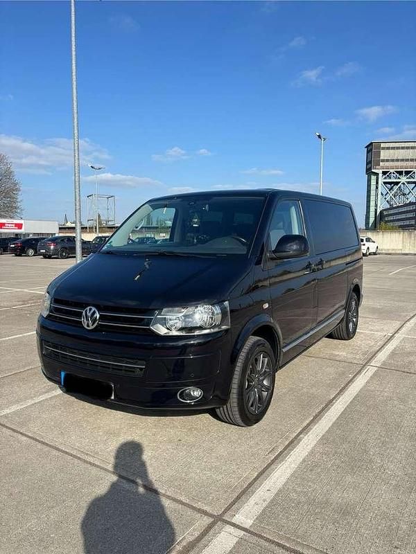 Gebraucht VW Multivan Comfortline 179 PS (131 kW) 2011 Schwarz Van
