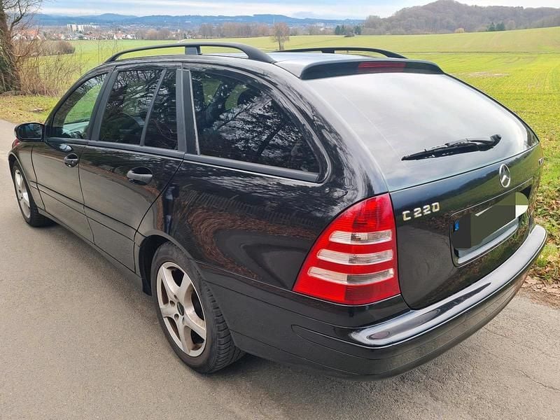 Gebraucht Mercedes C220 150 PS (110 kW) 2006 Schwarz Kombi