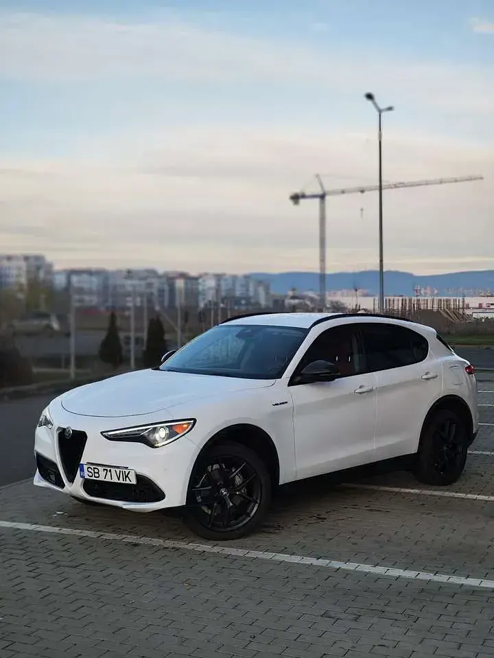 Gebraucht Alfa Romeo Stelvio Lusso 280 PS (205 kW) 2021 SUV
