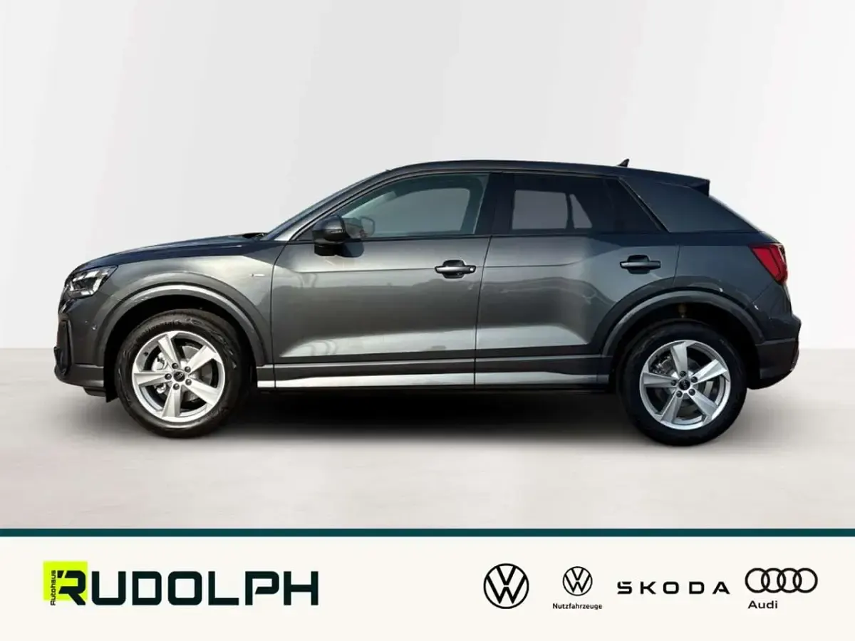 Neu Audi Q2 S-Line 150 PS (110 kW) 2026 Grau SUV