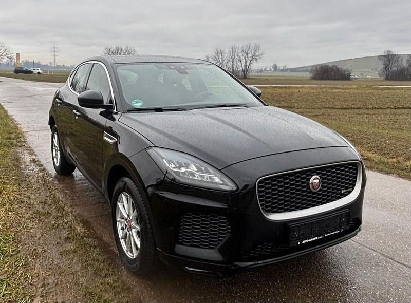 Second-hand Jaguar E-Pace R-Dynamic 150 CP (110 kW) 2019 Negru SUV