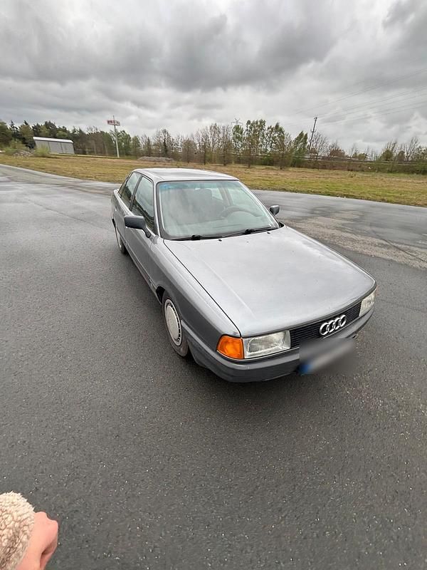 Second-hand Audi 80 90 CP (66 kW) 1990 Maro Berlinǎ