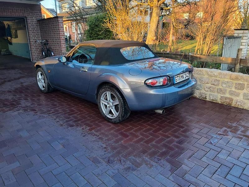 Gebraucht Mazda MX5 Emotion 126 PS (92 kW) 2006 Grau Cabrio