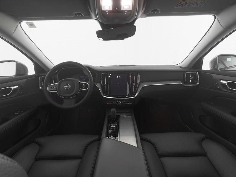 Gebraucht Volvo V60 CC Plus 197 PS (144 kW) 2024 Grau Kombi