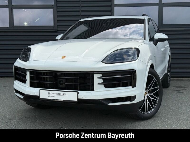 Weiss Gebraucht 2024 Porsche Cayenne SUV | 99.500 € (Guter Preis) - Bild 1/4