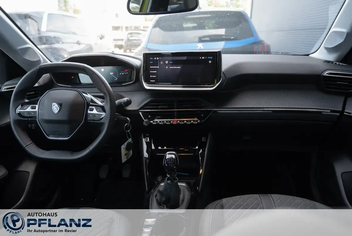 Gebraucht Peugeot 208 Allure 101 PS (74 kW) 2024 Gelb Kleinwagen
