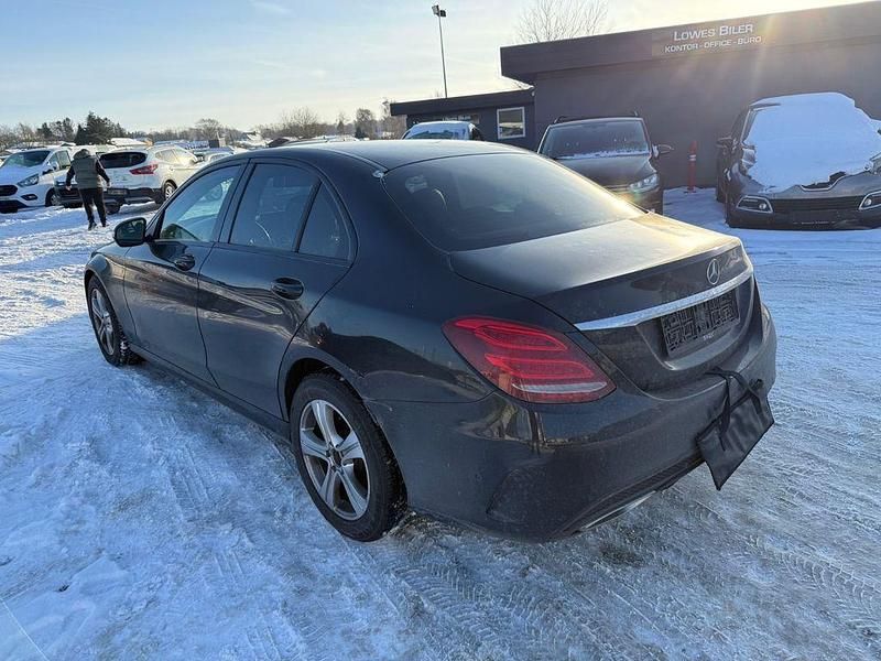 Gebraucht Mercedes C220 170 PS (125 kW) 2014 Schwarz Limousine