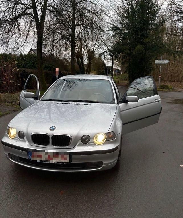 Silber Gebraucht 2002 BMW 316 Compact Kleinwagen | 3.500 € (Etwas zu teuer) - Bild 1/4