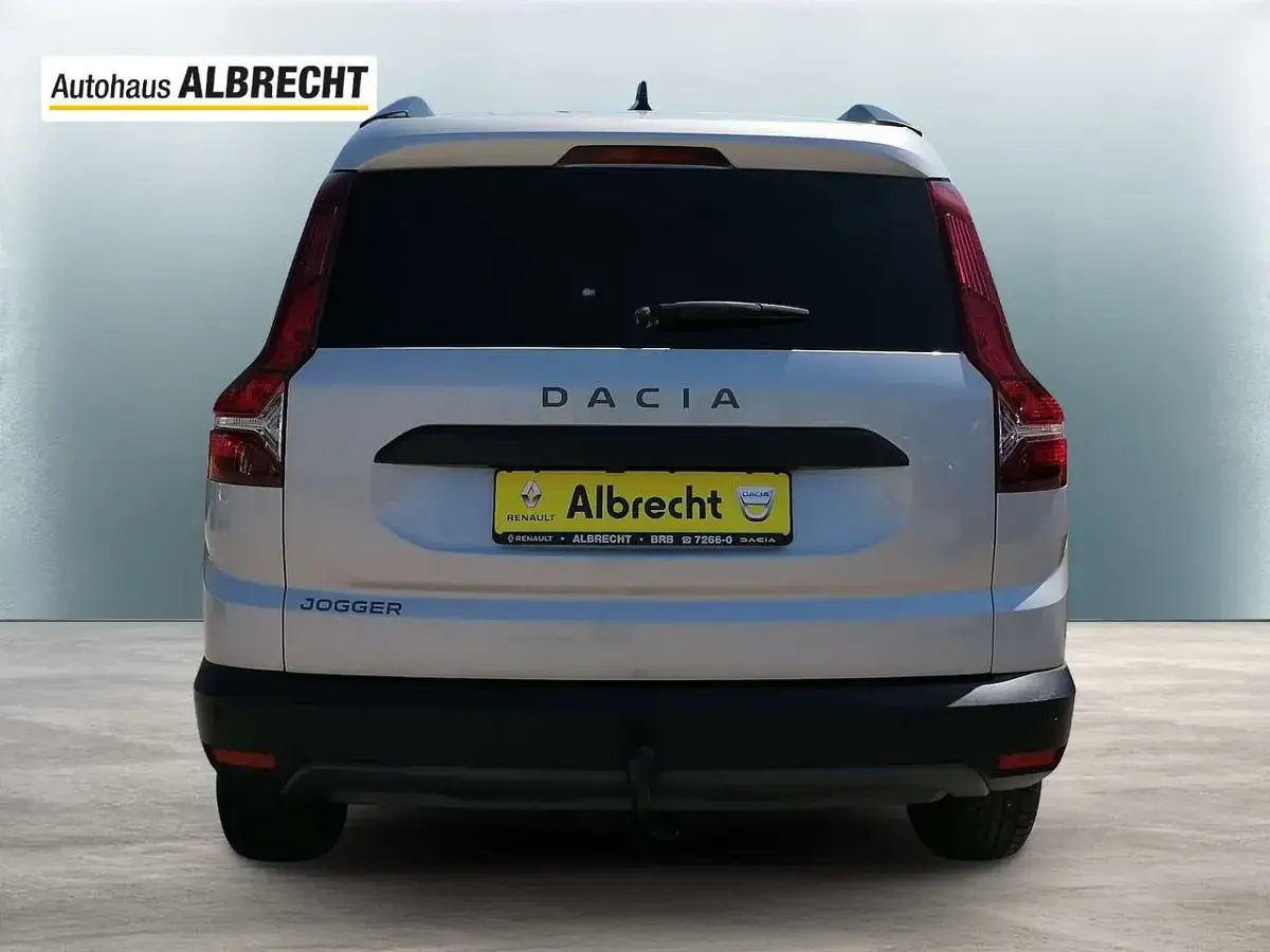Gebraucht Dacia Jogger Extreme 110 PS (80 kW) 2022 Mondsteingrau Van / Kleinbus
