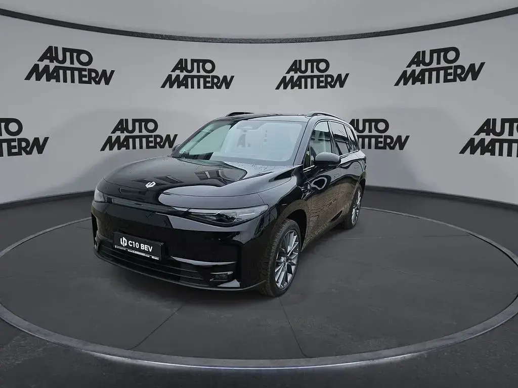 Ny Leapmotor C10 439 kW (598 HK) 2026 Sort SUV