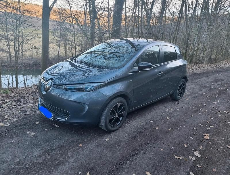 Andere farben Gebraucht 2019 Renault Zoe Bose Edition Kleinwagen | 6.500 € (Guter Preis) - Bild 1/4