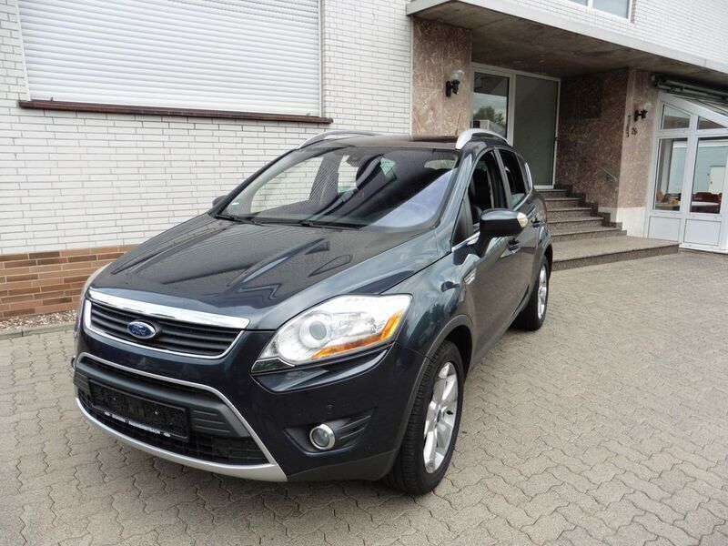 Grau Gebraucht 2010 Ford Kuga Titanium SUV | 6.750 € (Fairer Preis) - Bild 1/4