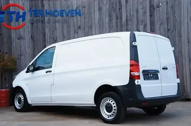Gebraucht Mercedes Vito 114 PS (83 kW) 2017 Weiß Van