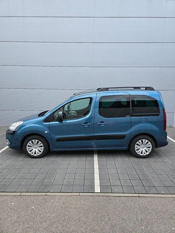 Gebraucht Citroën Berlingo Exclusive 90 PS (66 kW) 2013 Blau Van / Kleinbus