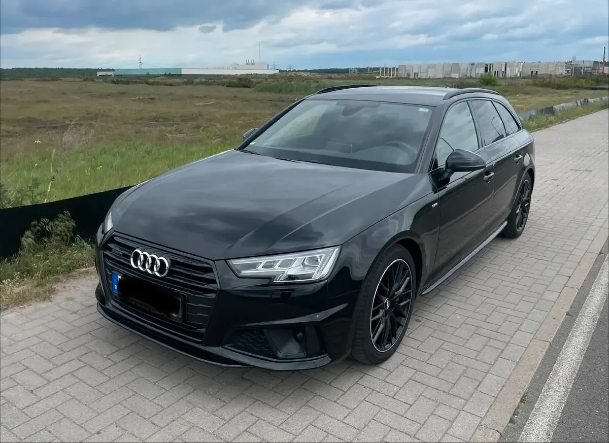 Gebraucht Audi A4 S-Line 231 PS (169 kW) 2019 Schwarz Kombi