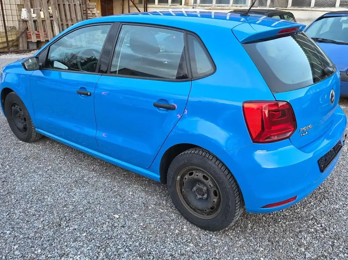 Gebraucht VW Polo 60 PS (44 kW) 2015 Blau Kleinwagen