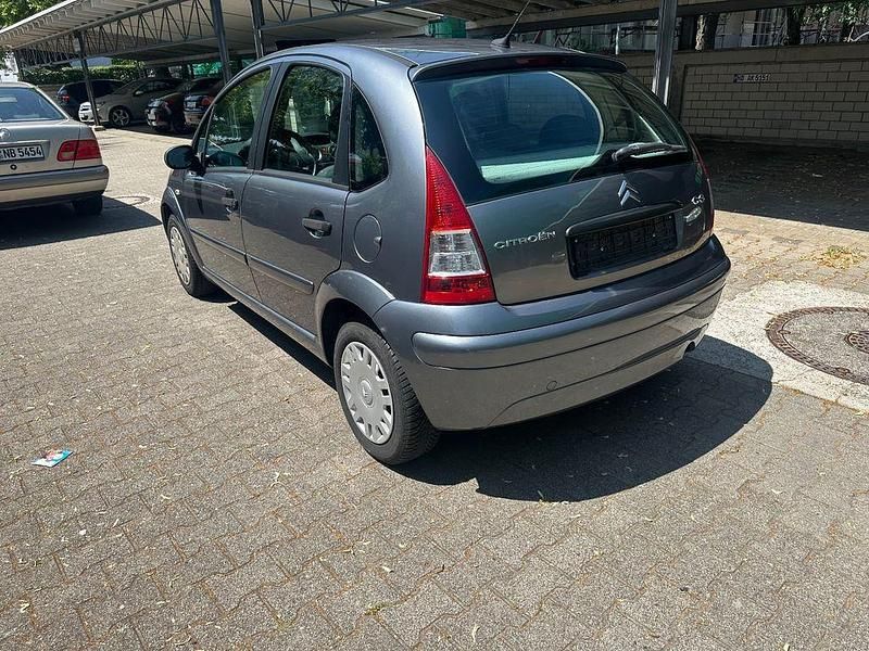 Gebraucht Citroën C3 Advance 74 PS (54 kW) 2010 Grau Kleinwagen