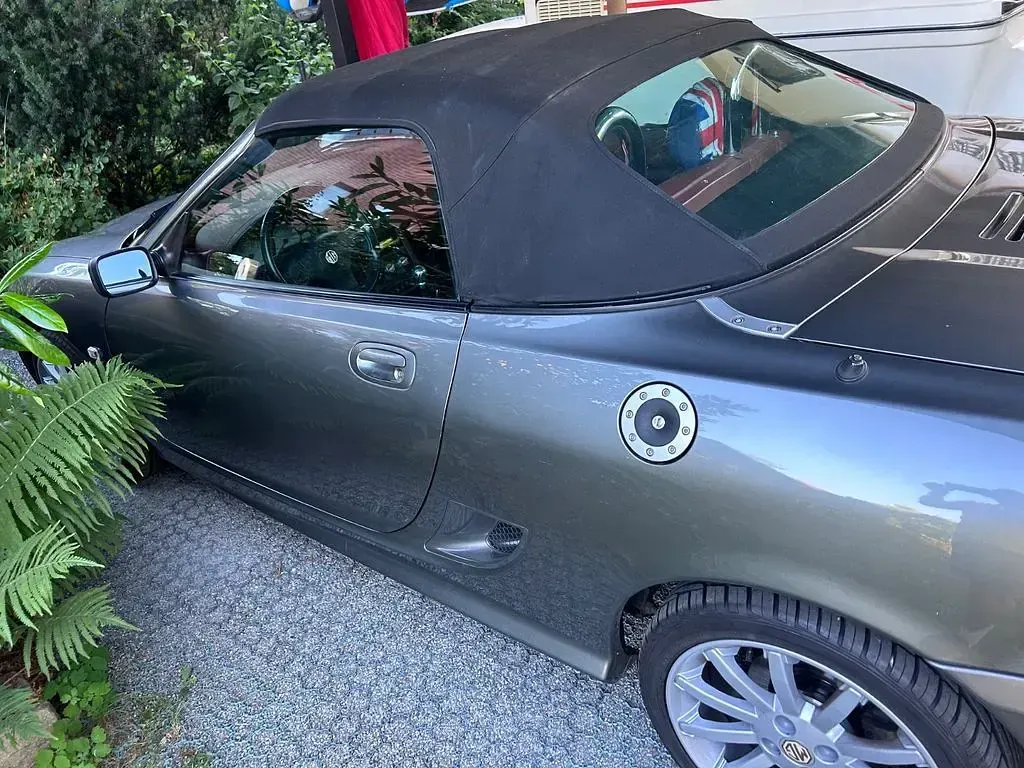 Gebraucht MG TF 160 PS (117 kW) 2005 Silber Cabrio