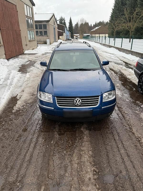 Gebraucht VW Passat 164 PS (120 kW) 2000 Blau Kombi