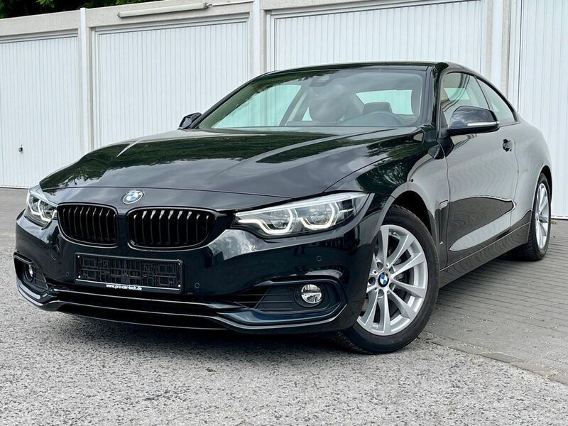 Schwarz Gebraucht 2020 BMW 420 Sport Line Coupé | 24.950 € - Bild 1/4