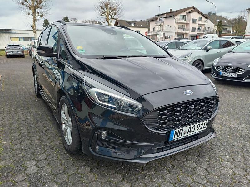 Gebraucht Ford S-MAX ST-Line 190 PS (139 kW) 2022 Schwarz Van / Kleinbus
