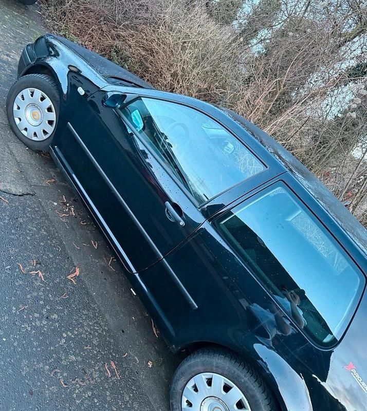 Gebraucht VW Golf IV 105 PS (77 kW) 2003 Schwarz Kleinwagen