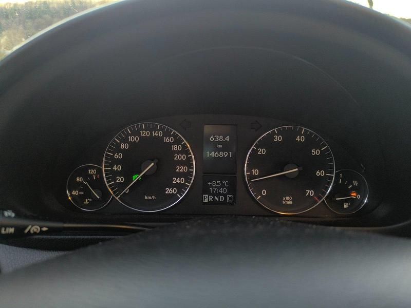 Gebraucht Mercedes C180 148 PS (108 kW) 2005 Grau Coupé