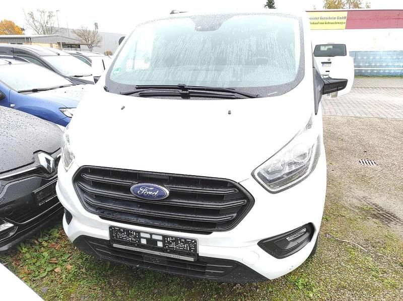 Gebraucht Ford Transit Custom 131 PS (96 kW) 2022 Weiß Van / Kleinbus
