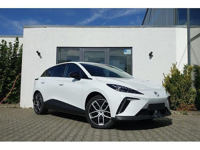 Pebble black Neu 2025 MG MG4 EV Luxury Kleinwagen | 26.950 € - Bild 1/4