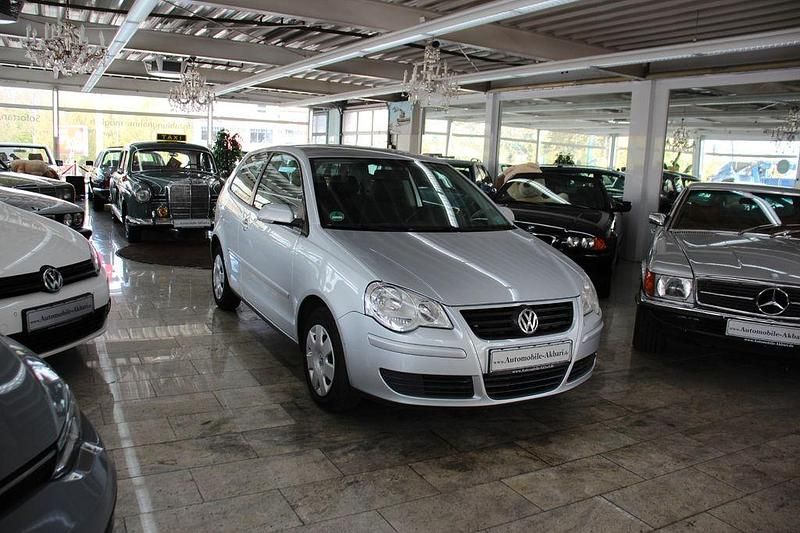 Gebraucht VW Polo Comfortline 75 PS (55 kW) 2006 Silber Kleinwagen