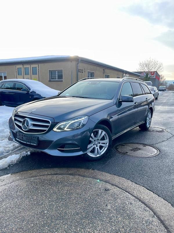 Usata Mercedes E350 252 CV (185 kW) 2014 Grigio Station wagon