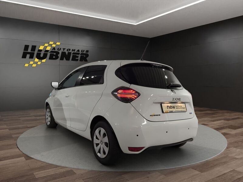 Gebraucht Renault Zoe Life 50 kW (69 PS) 2022 Weiß Kleinwagen