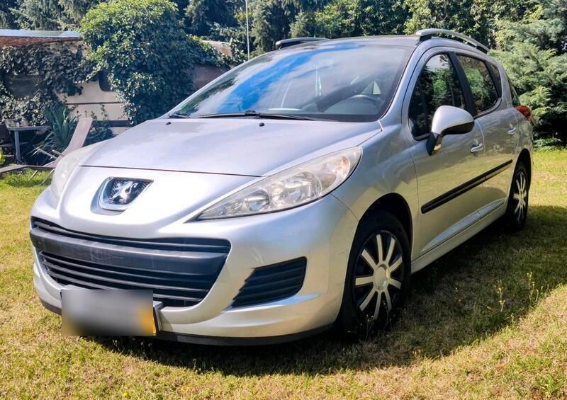 Silber Gebraucht 2011 Peugeot 207 Premium Kombi | 2.990 € (Fairer Preis) - Bild 1/4