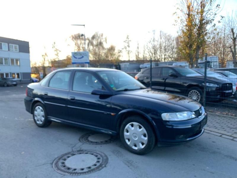Gebraucht Opel Vectra 101 PS (74 kW) 2000 Blau Limousine