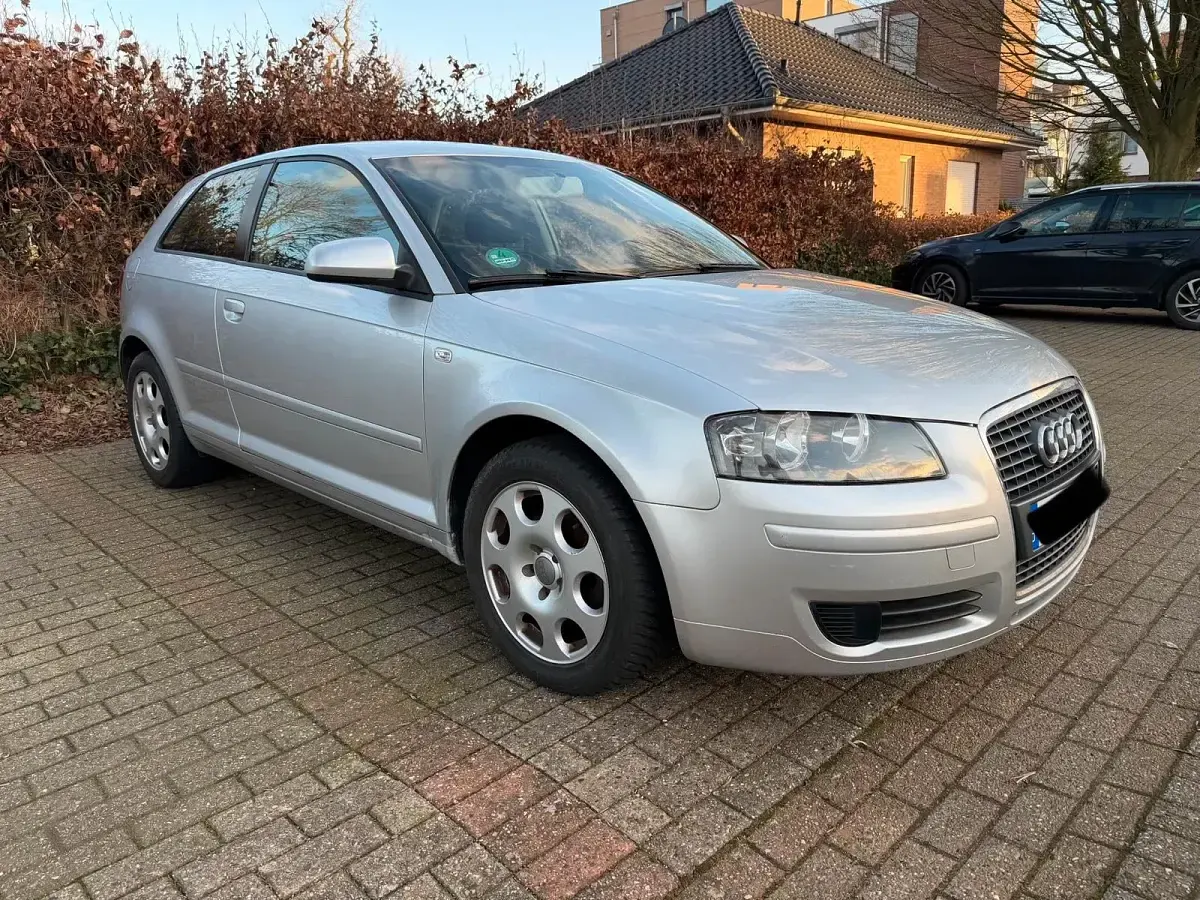 Usata Audi A3 140 CV (102 kW) 2007 Argento Utilitaria