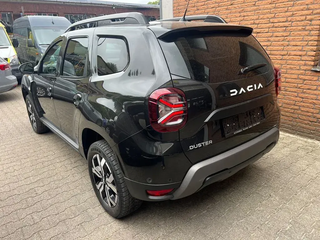 Gebraucht Dacia Duster Journey 150 PS (110 kW) 2023 Schwarz SUV