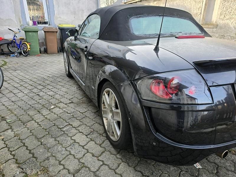Gebraucht Audi TT Roadster 150 PS (110 kW) 2003 Schwarz Cabrio