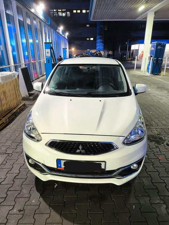 Gebraucht Mitsubishi Space Star 71 PS (52 kW) 2019 Weiß Limousine