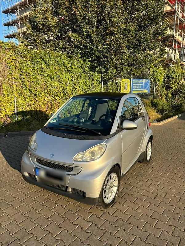 Silber Gebraucht 2007 Smart ForTwo Coupé Coupé | 5.000 € (Teuer) - Bild 1/4