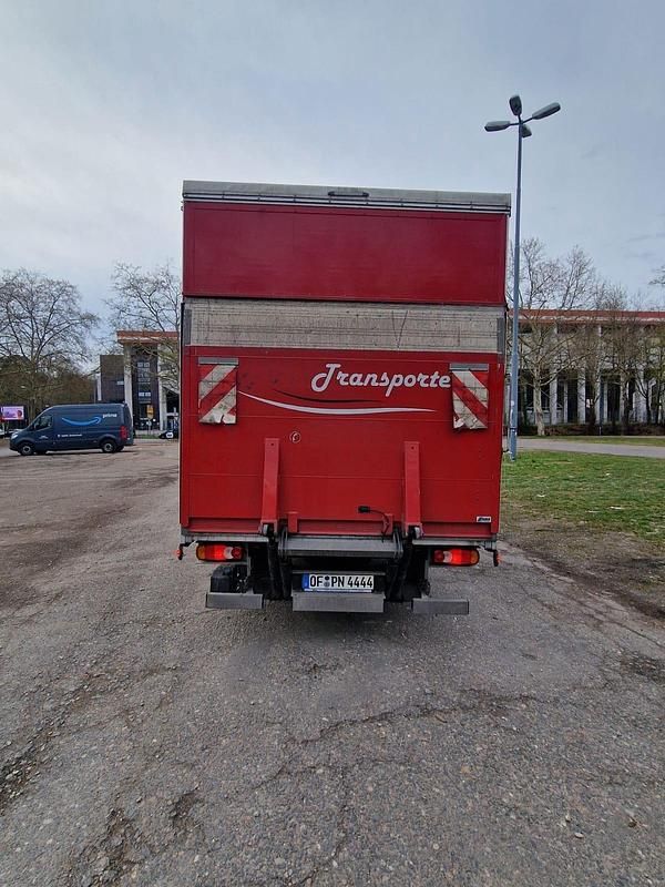 Gebraucht Fiat Ducato 140 PS (102 kW) 2023 Rot Van