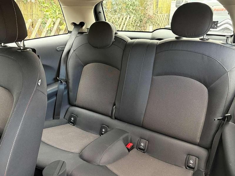 Gebraucht Mini ONE 102 PS (75 kW) 2014 Schwarz Kleinwagen