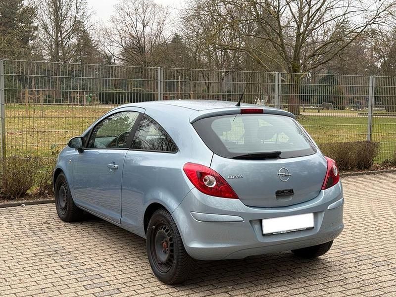 Gebraucht Opel Corsa Innovation 80 PS (58 kW) 2010 Blau Kleinwagen