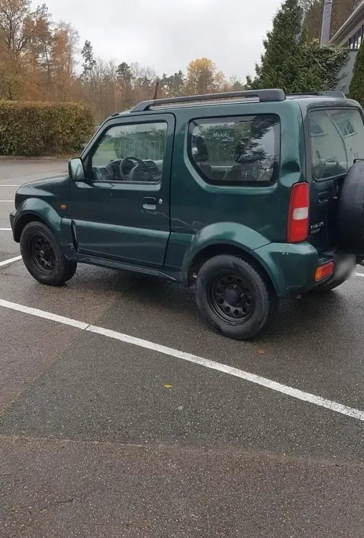 Second-hand Suzuki Jimny 80 CP (58 kW) 1999 Verde SUV