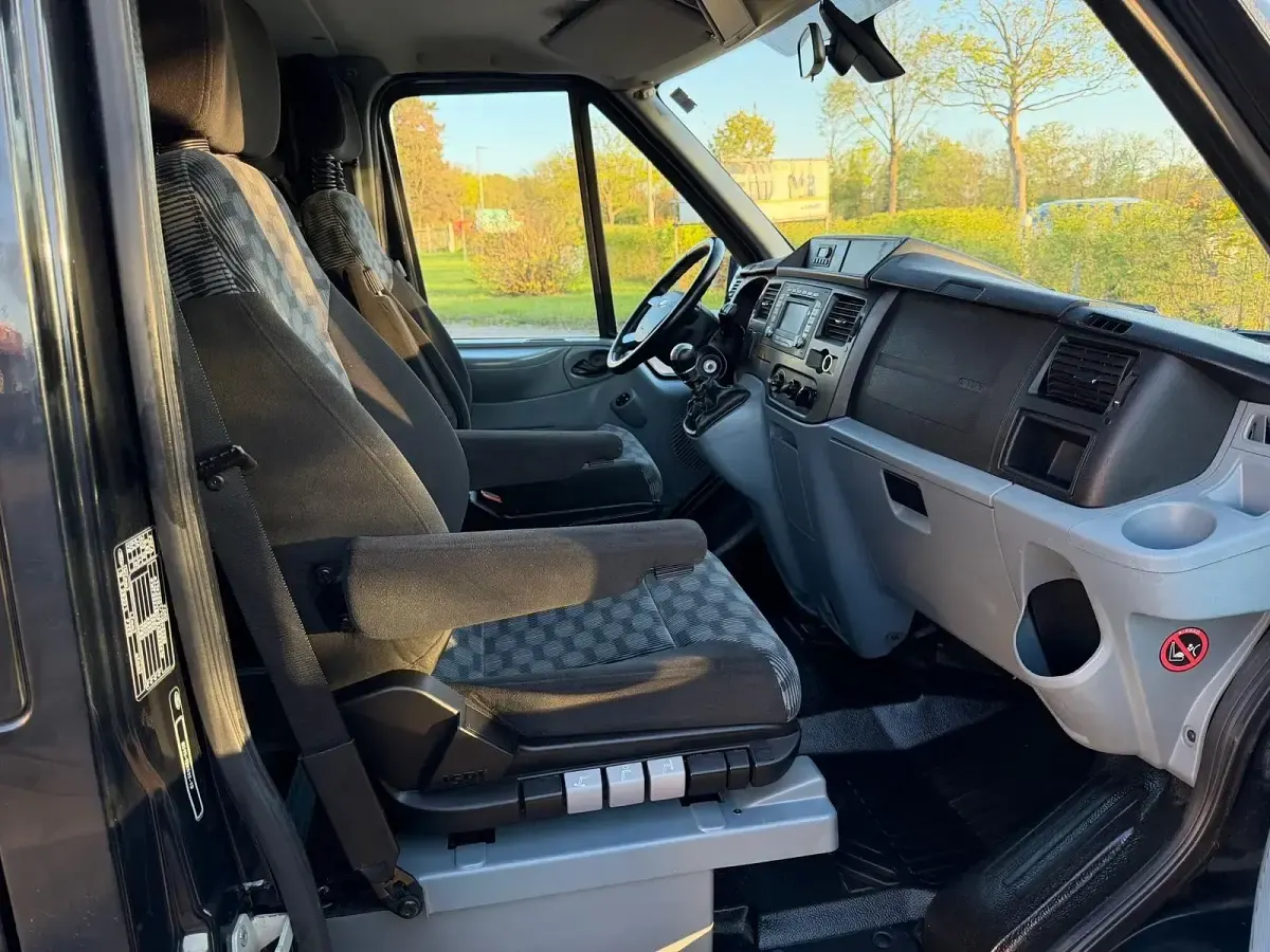 Usata Ford Transit 140 CV (102 kW) 2011 Nero Monovolume