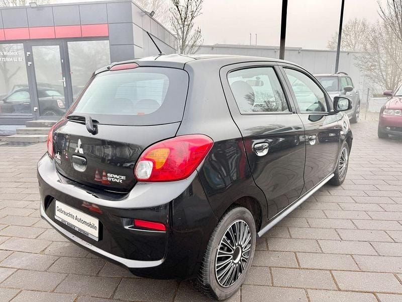 Gebraucht Mitsubishi Space Star Edition 71 PS (52 kW) 2017 Schwarz Kleinwagen