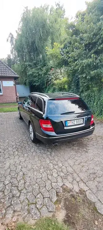 Gebraucht Mercedes C250 204 PS (150 kW) 2014 Schwarz Limousine