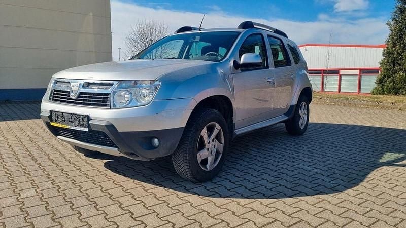 Gebraucht Dacia Duster Lauréate 105 PS (77 kW) 2010 Grau SUV