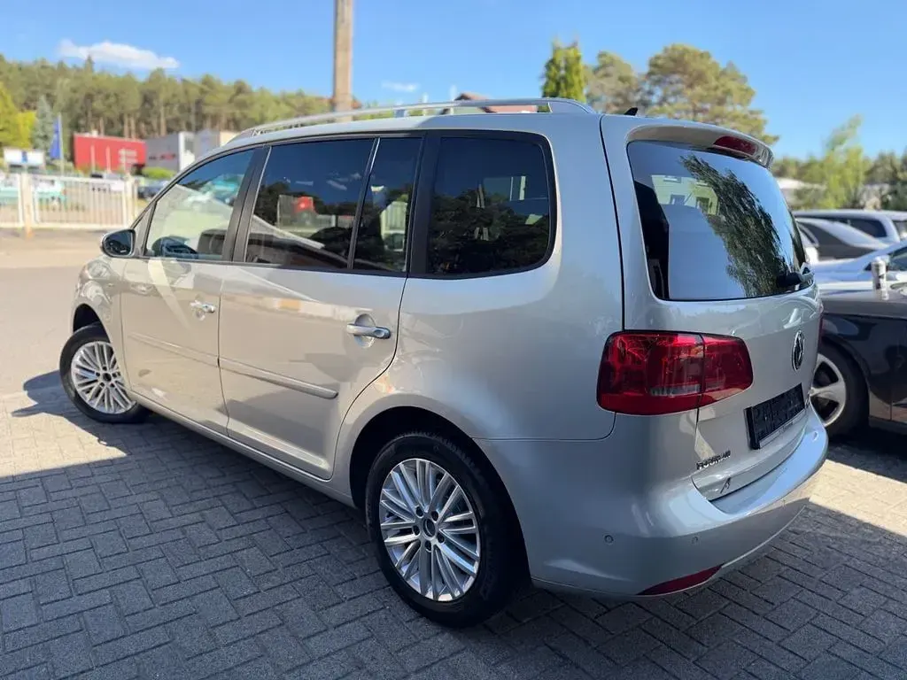 Gebraucht VW Touran Cup 150 PS (110 kW) 2014 Gold Van / Kleinbus