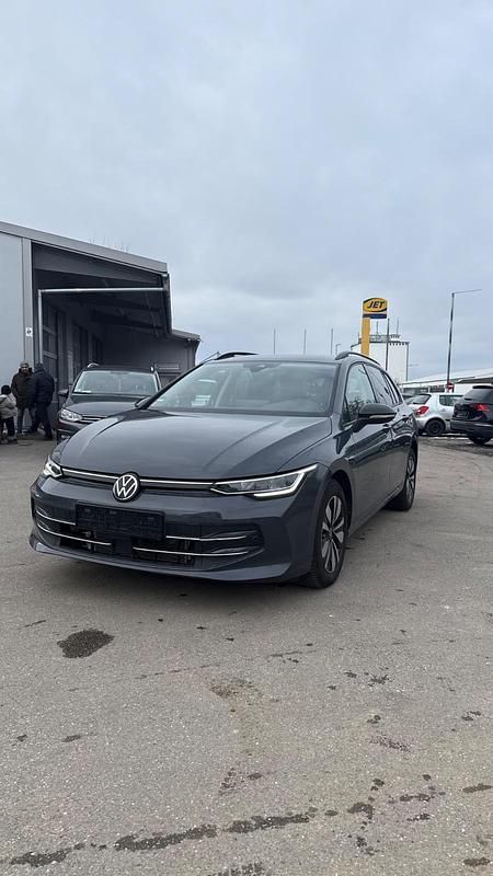 Gebraucht VW Golf VIII Goal 115 PS (84 kW) 2025 Grau Kombi