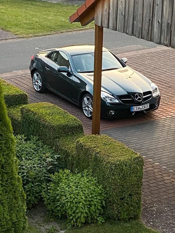 Grün Gebraucht 2009 Mercedes SLK200 Cabrio | 10.800 € (Fairer Preis) - Bild 1/4